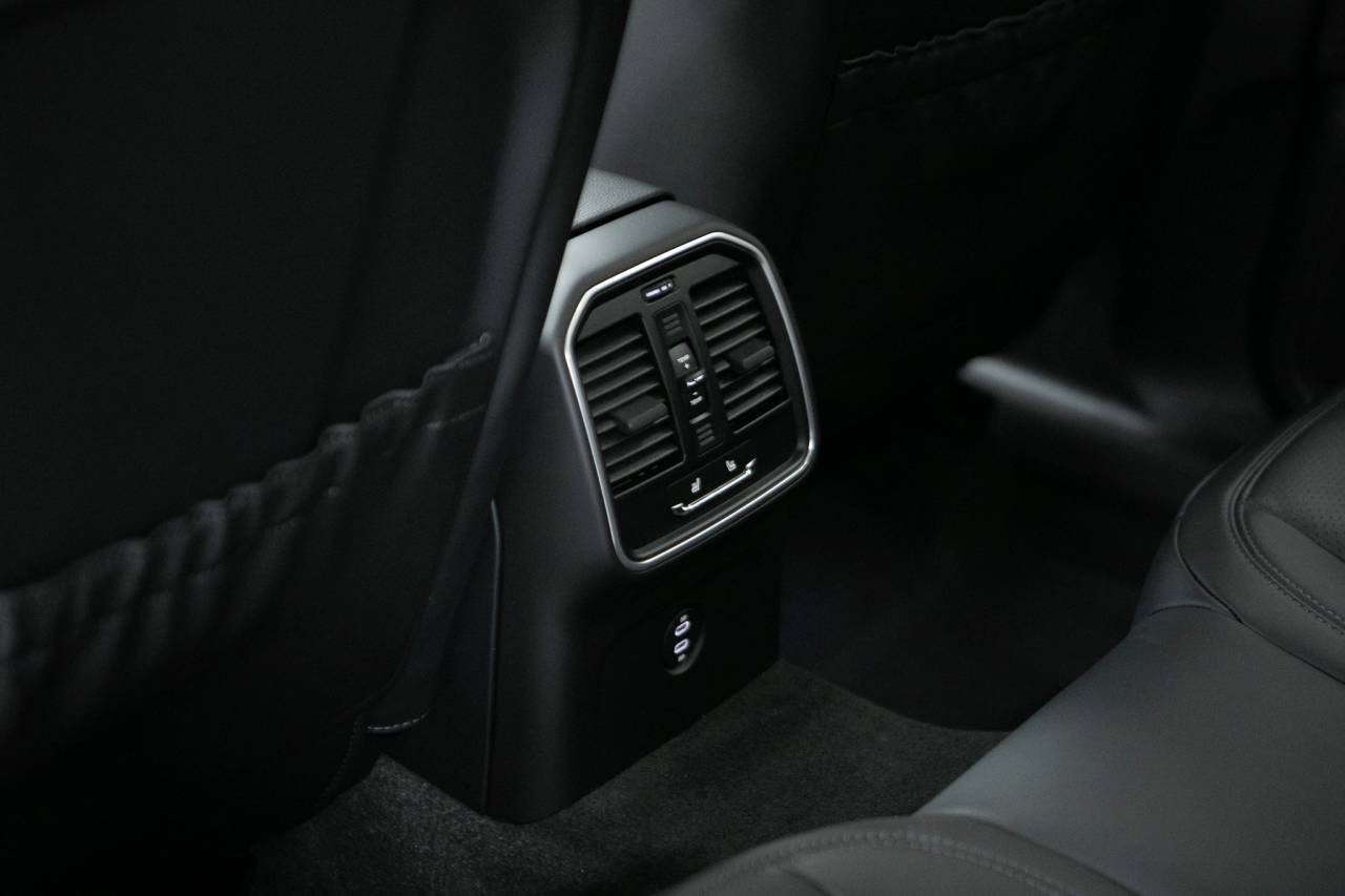 2026 Porsche Macan Macan S