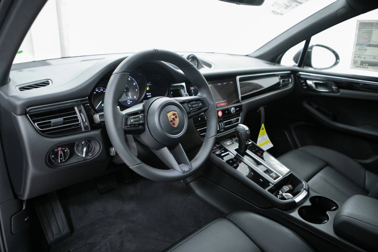 2026 Porsche Macan Macan S