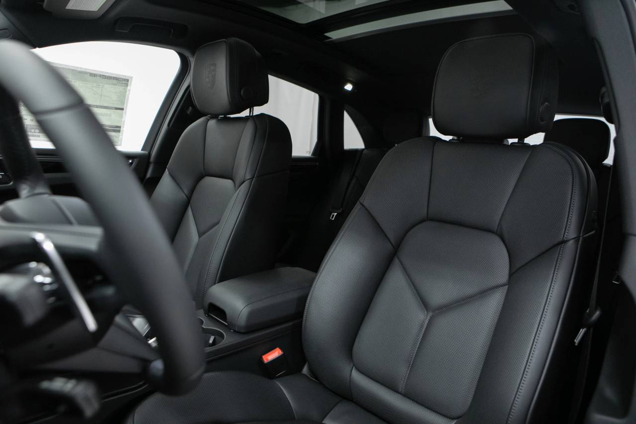 2026 Porsche Macan Macan S