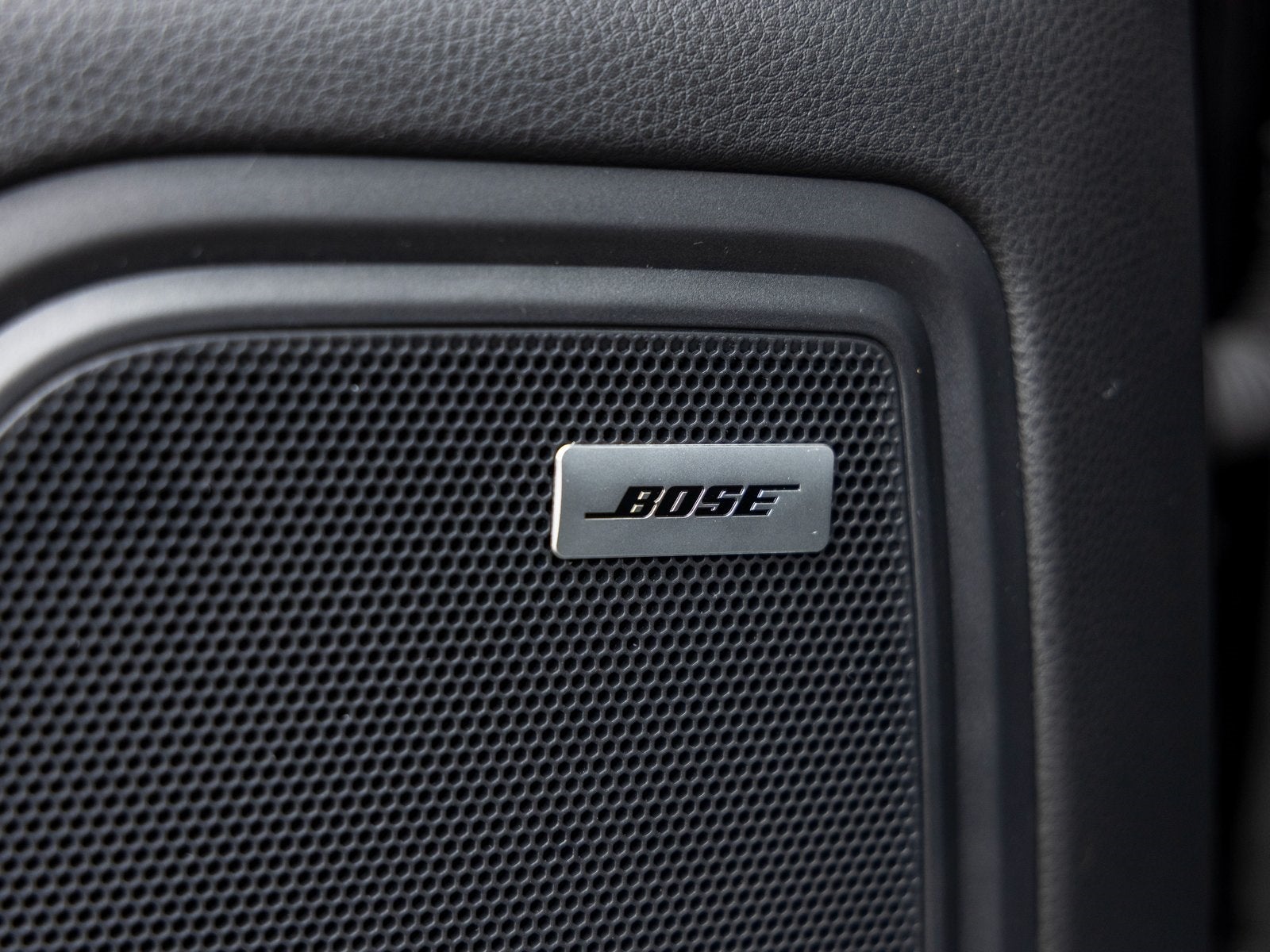 2025 Porsche Macan Macan S