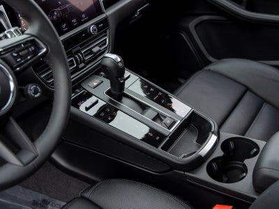 2025 Porsche Macan Macan S