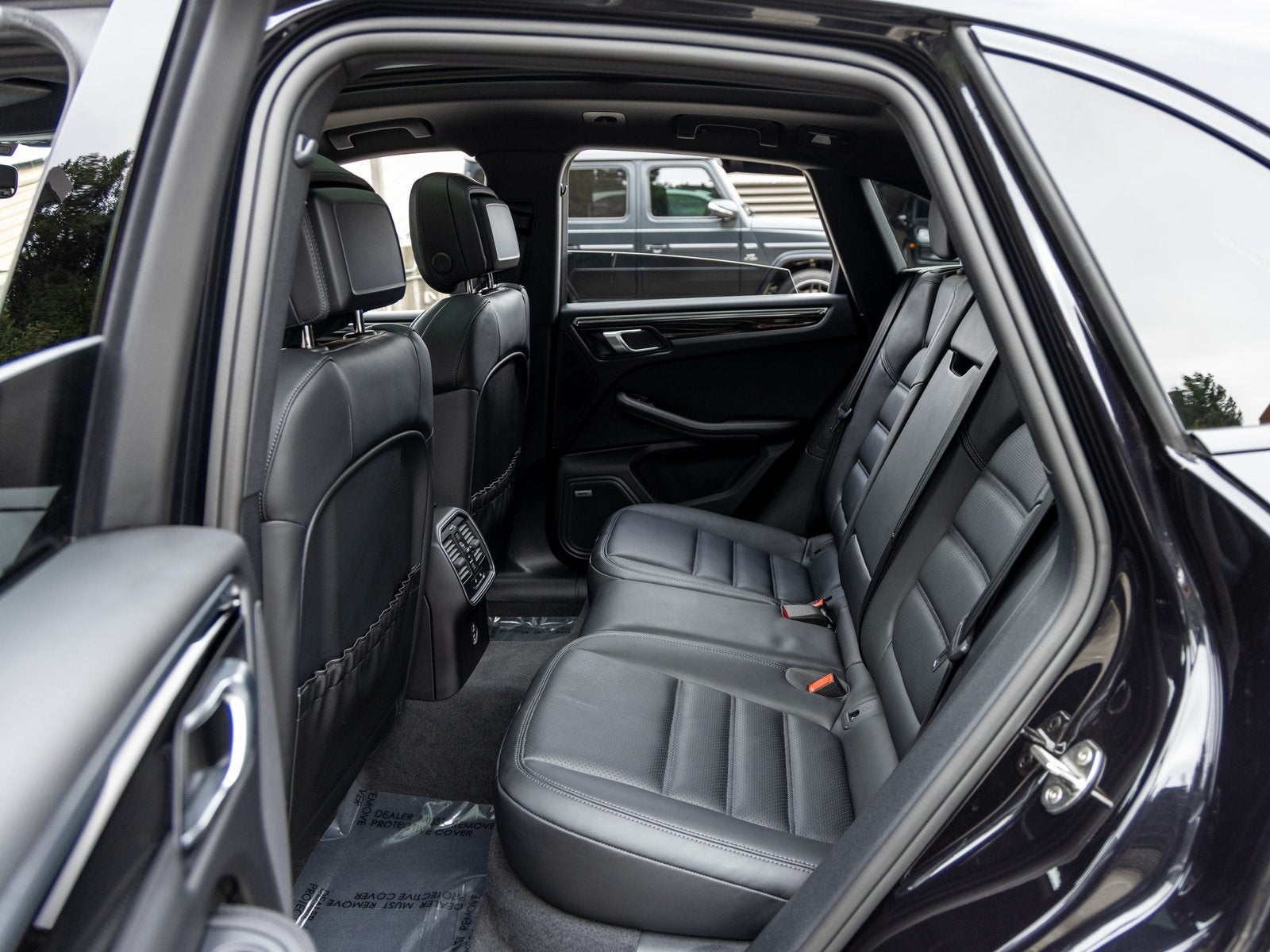 2025 Porsche Macan Macan S