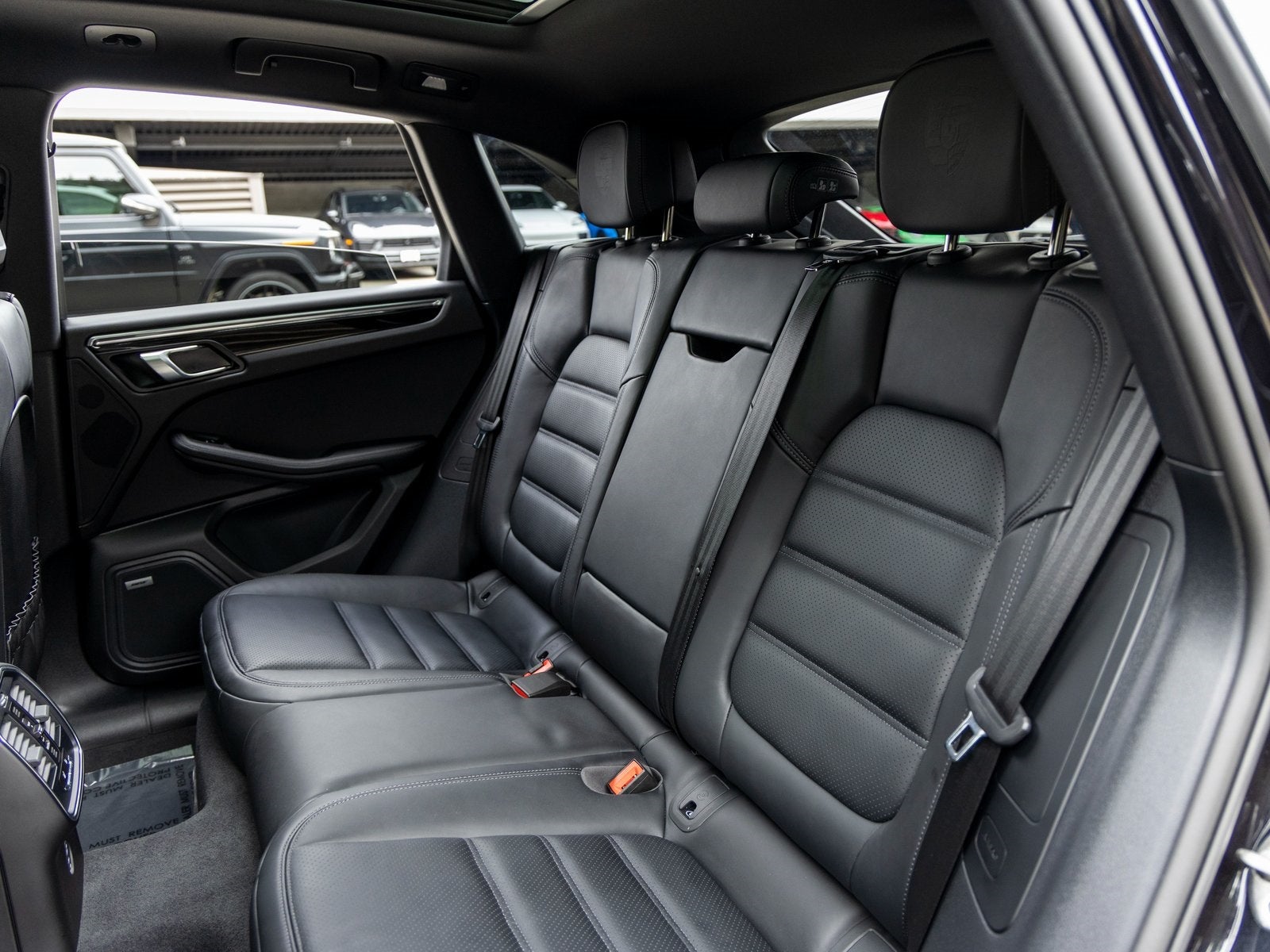 2025 Porsche Macan Macan S