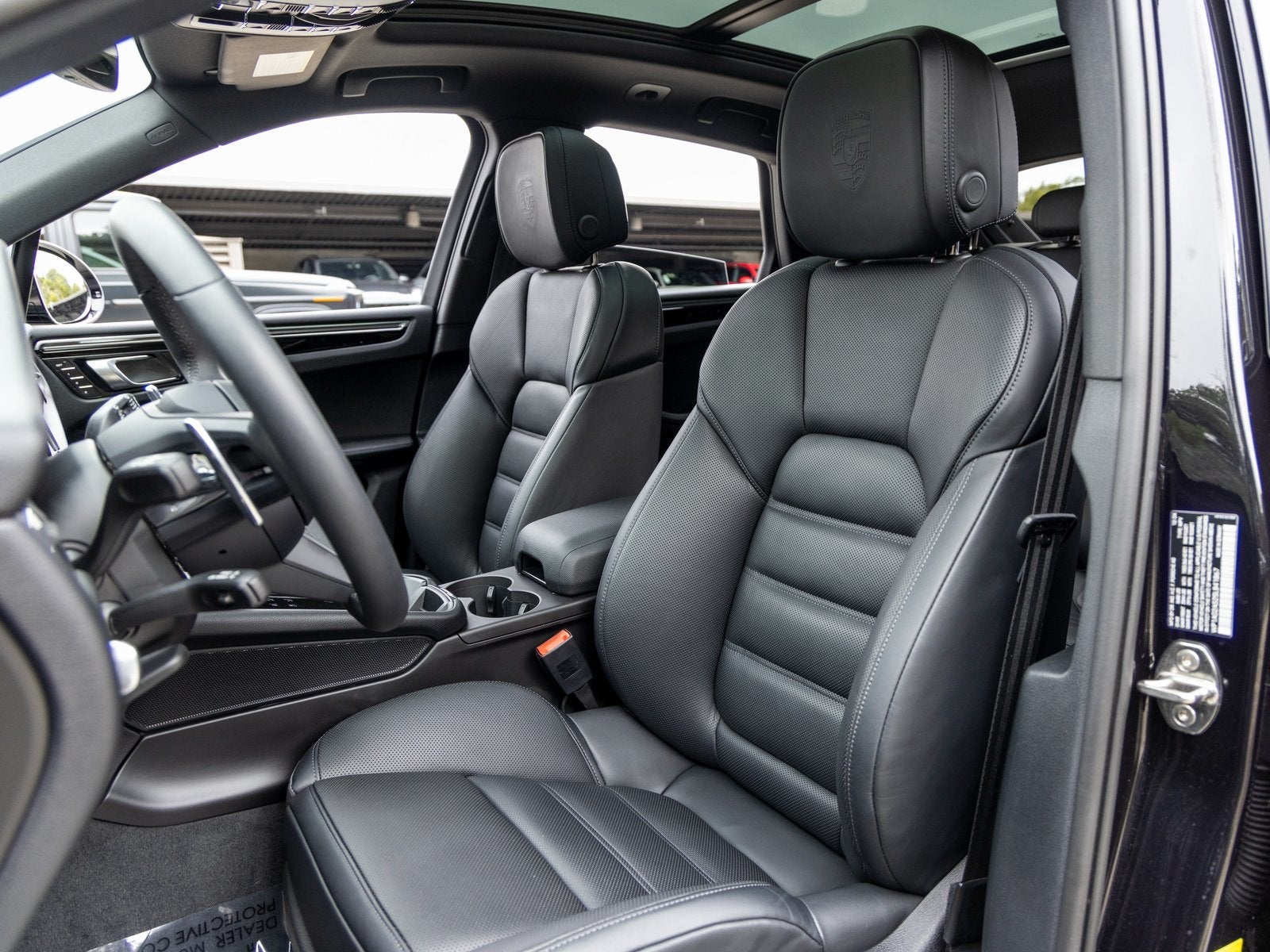 2025 Porsche Macan Macan S