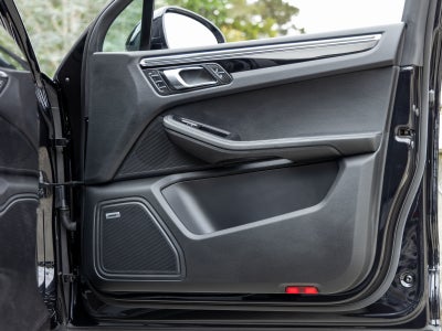 2025 Porsche Macan Macan S