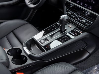 2025 Porsche Macan Macan S