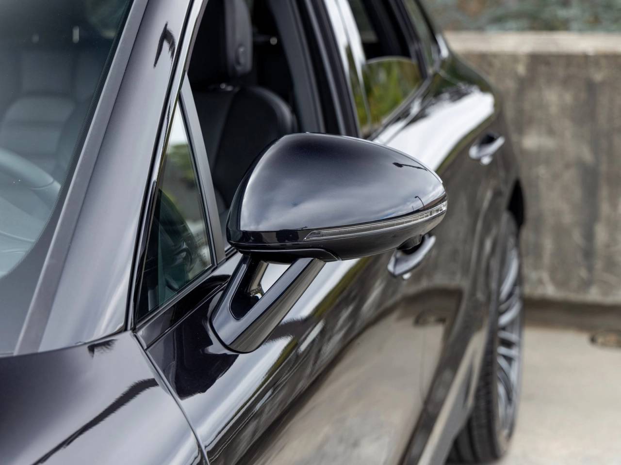 2025 Porsche Macan Macan S