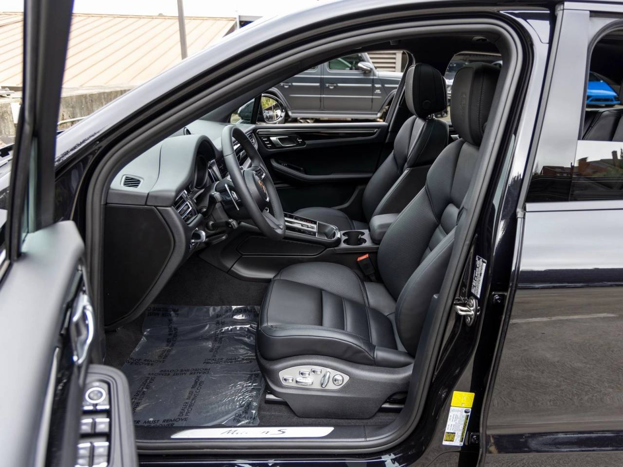 2025 Porsche Macan Macan S