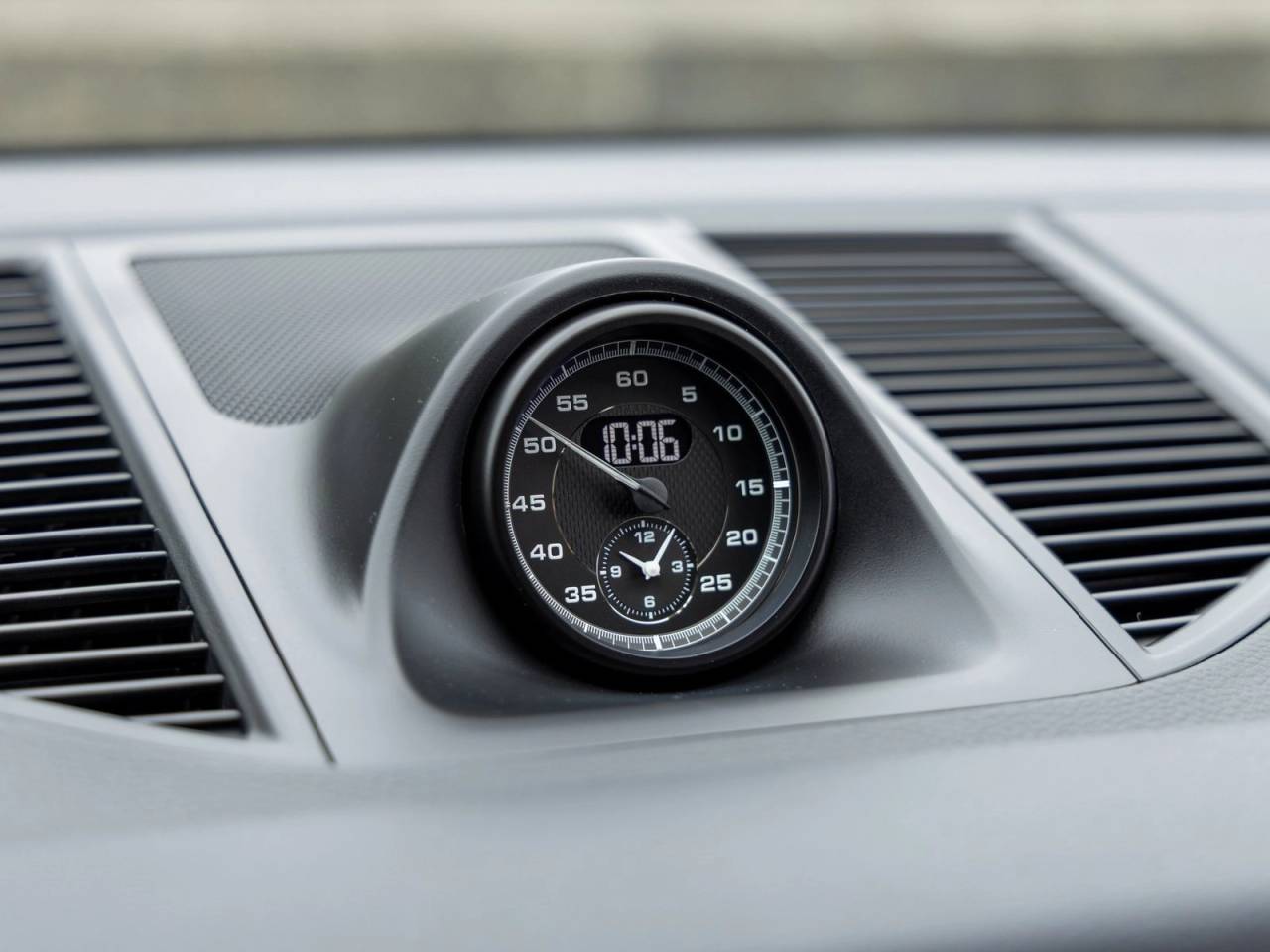 2025 Porsche Macan Macan S