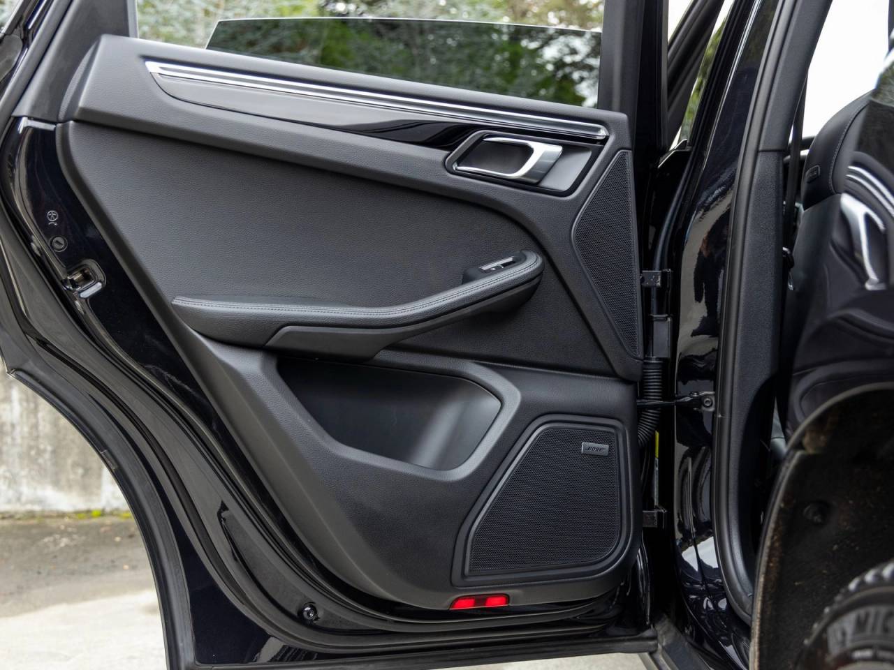 2025 Porsche Macan Macan S