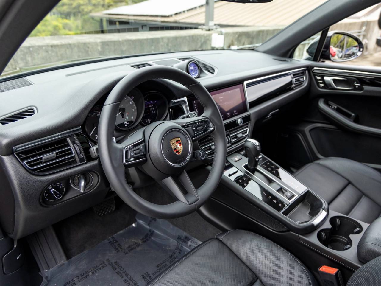 2025 Porsche Macan Macan S