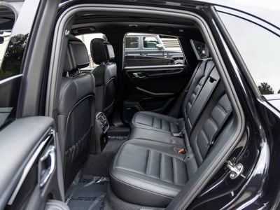 2025 Porsche Macan Macan S