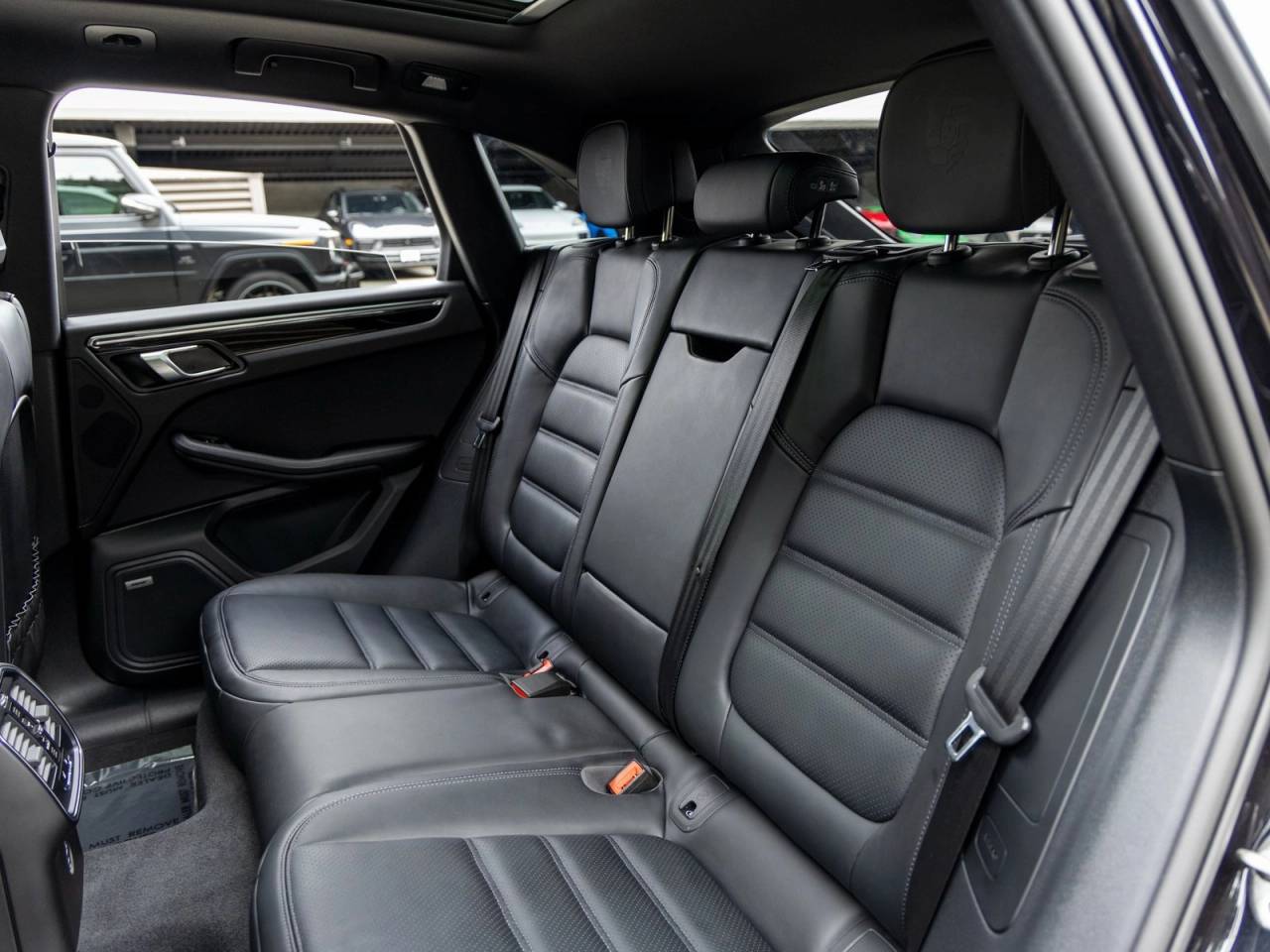 2025 Porsche Macan Macan S