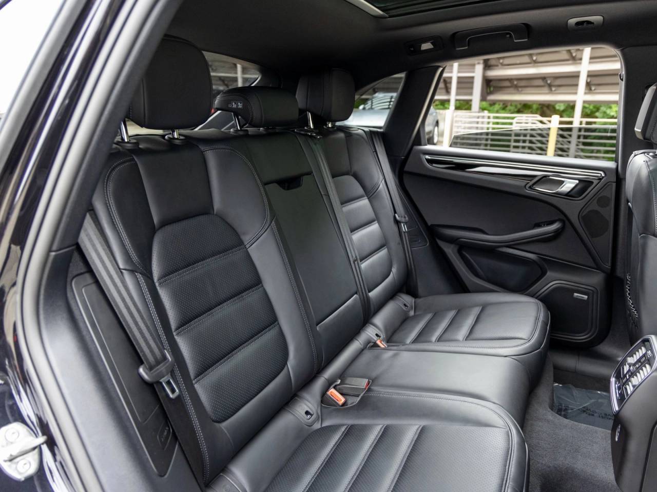 2025 Porsche Macan Macan S