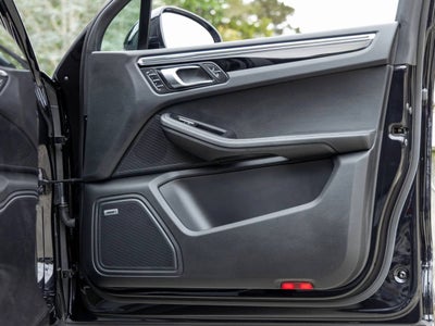 2025 Porsche Macan Macan S