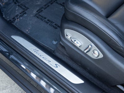 2023 Porsche Macan Macan S (MY23)