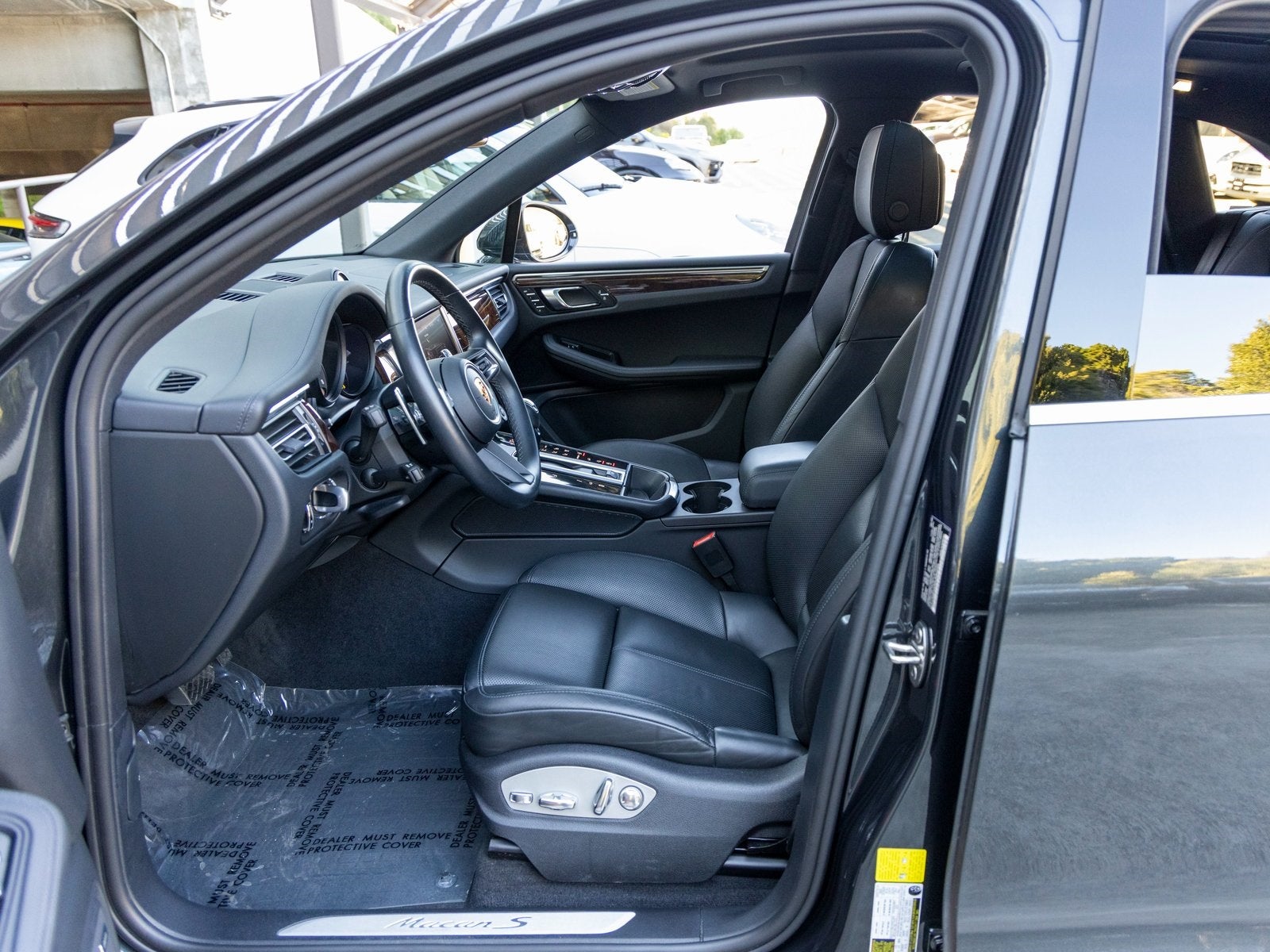 2023 Porsche Macan Macan S (MY23)