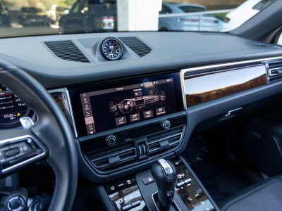 2023 Porsche Macan Macan S (MY23)