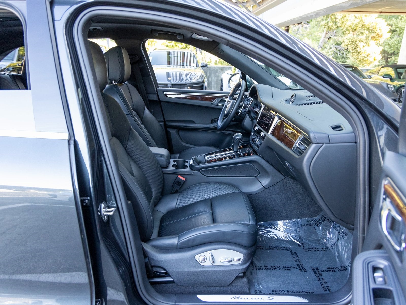 2023 Porsche Macan Macan S (MY23)