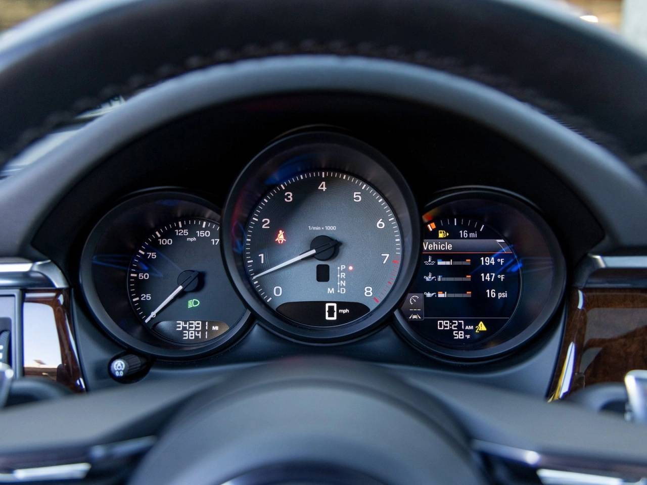 2023 Porsche Macan Macan S (MY23)