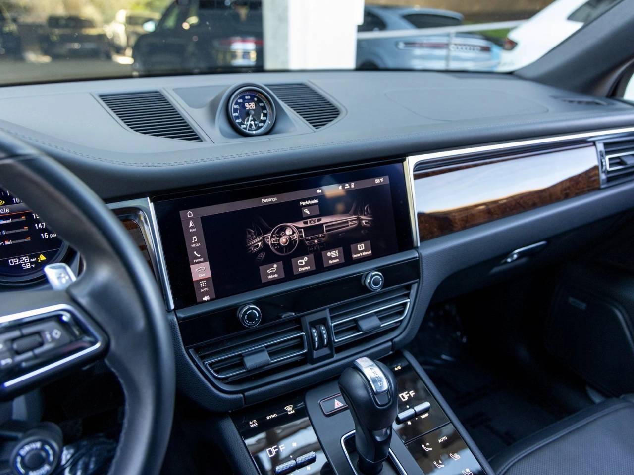 2023 Porsche Macan Macan S (MY23)