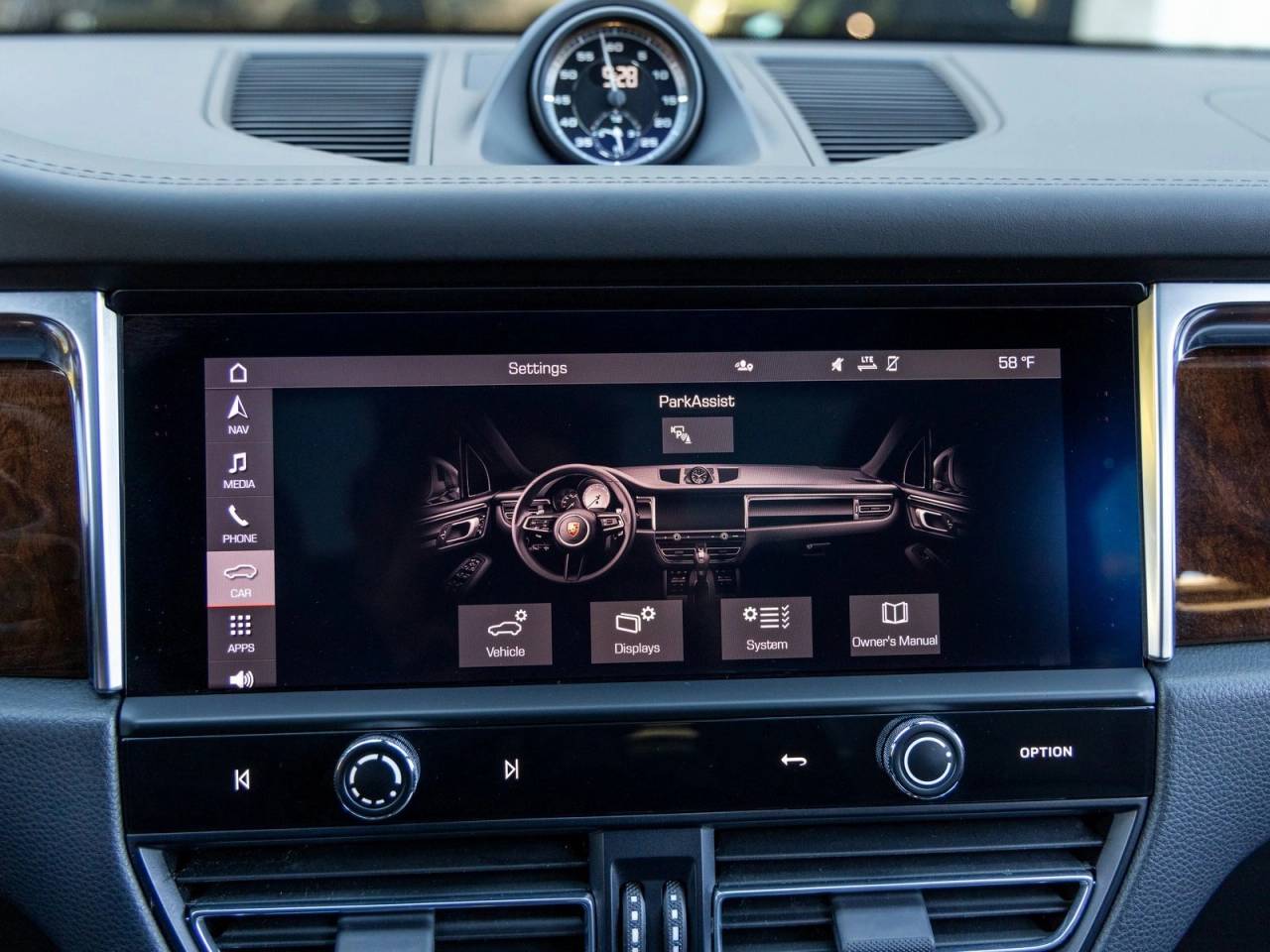 2023 Porsche Macan Macan S (MY23)