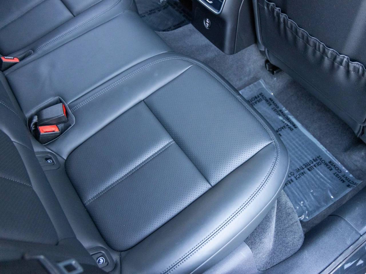 2023 Porsche Macan Macan S (MY23)