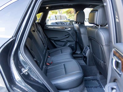 2023 Porsche Macan Macan S (MY23)