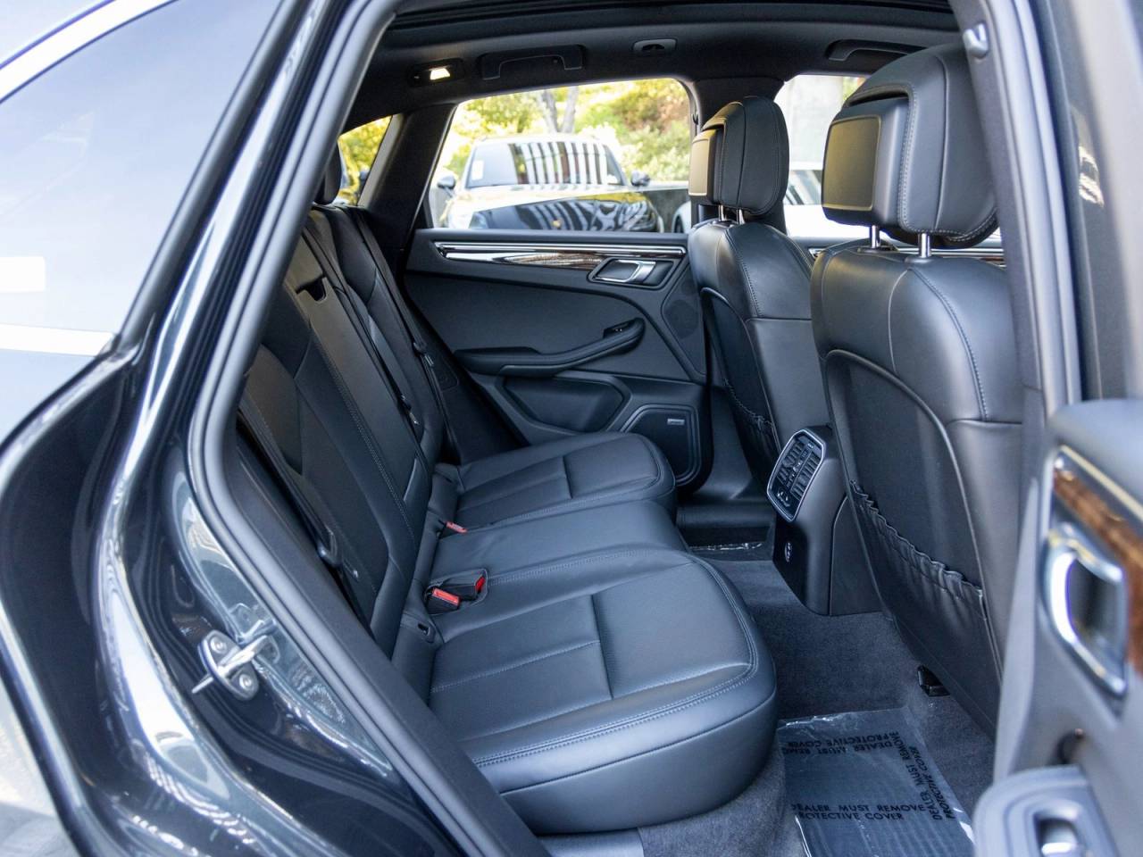 2023 Porsche Macan Macan S (MY23)