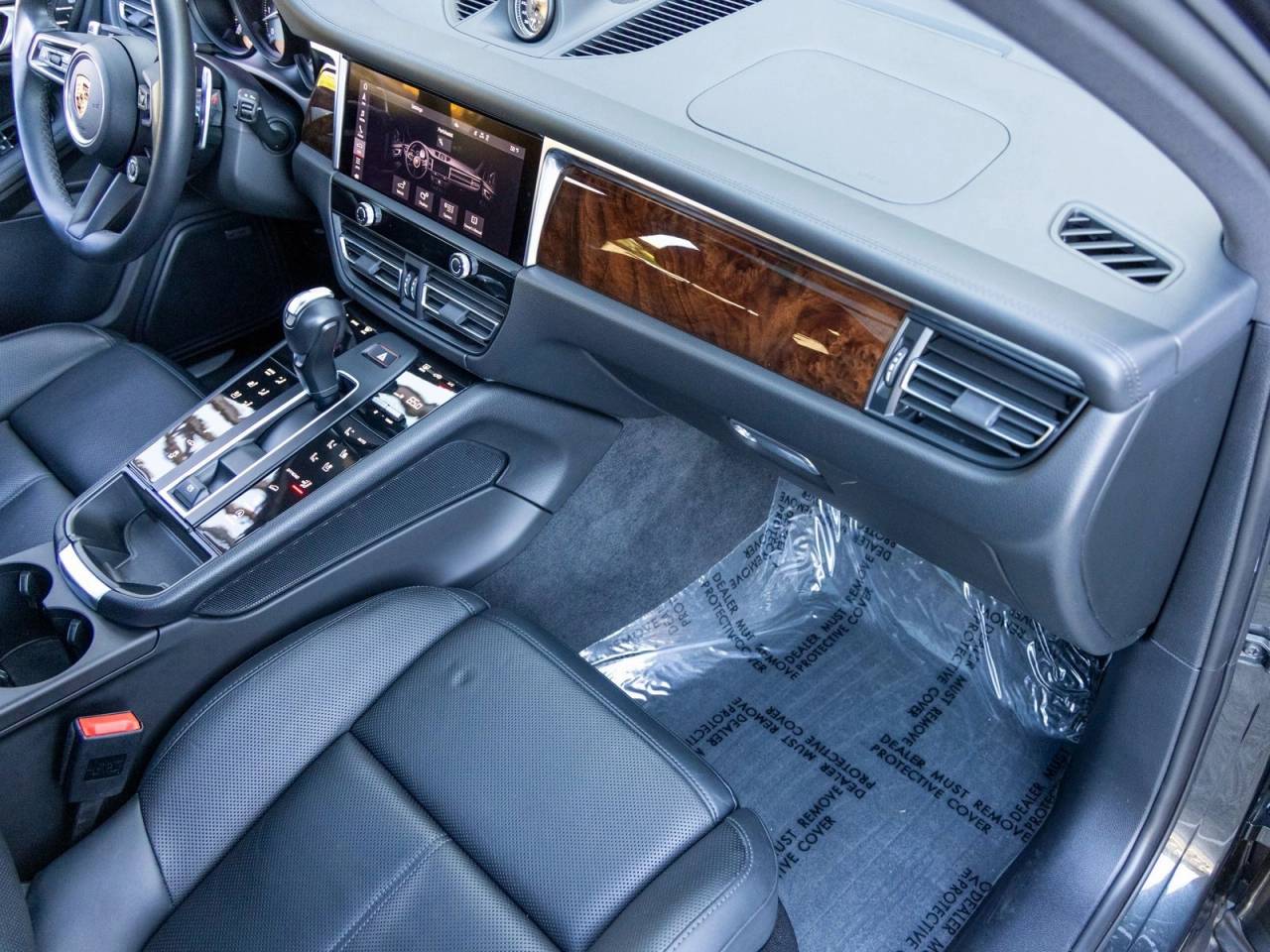 2023 Porsche Macan Macan S (MY23)