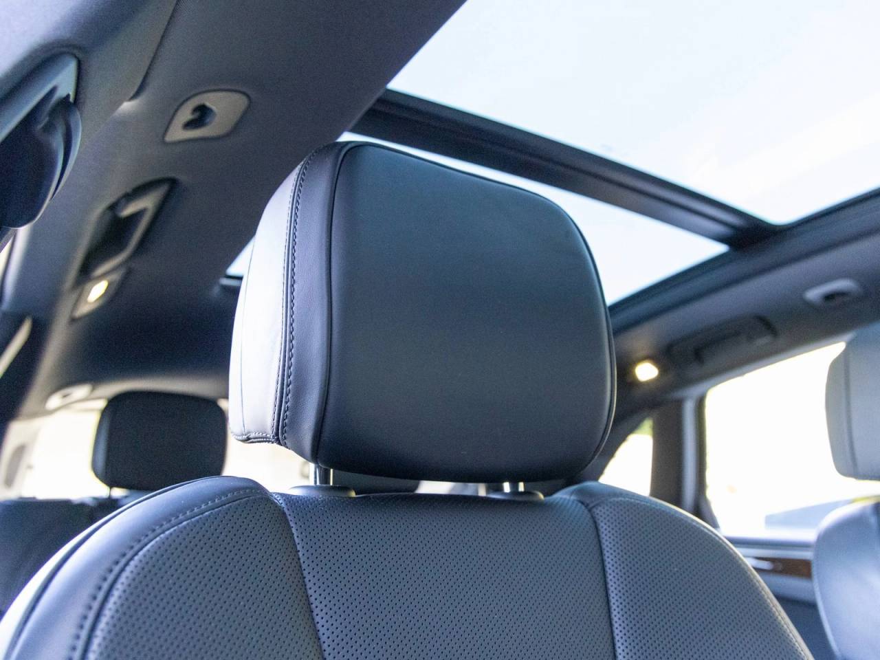 2023 Porsche Macan Macan S (MY23)