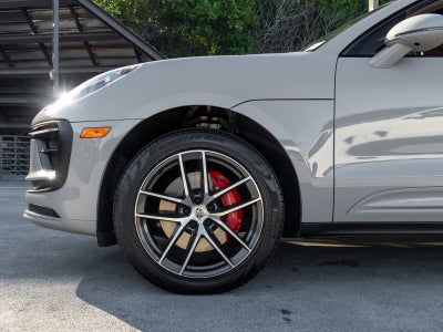 2023 Porsche Macan Macan S