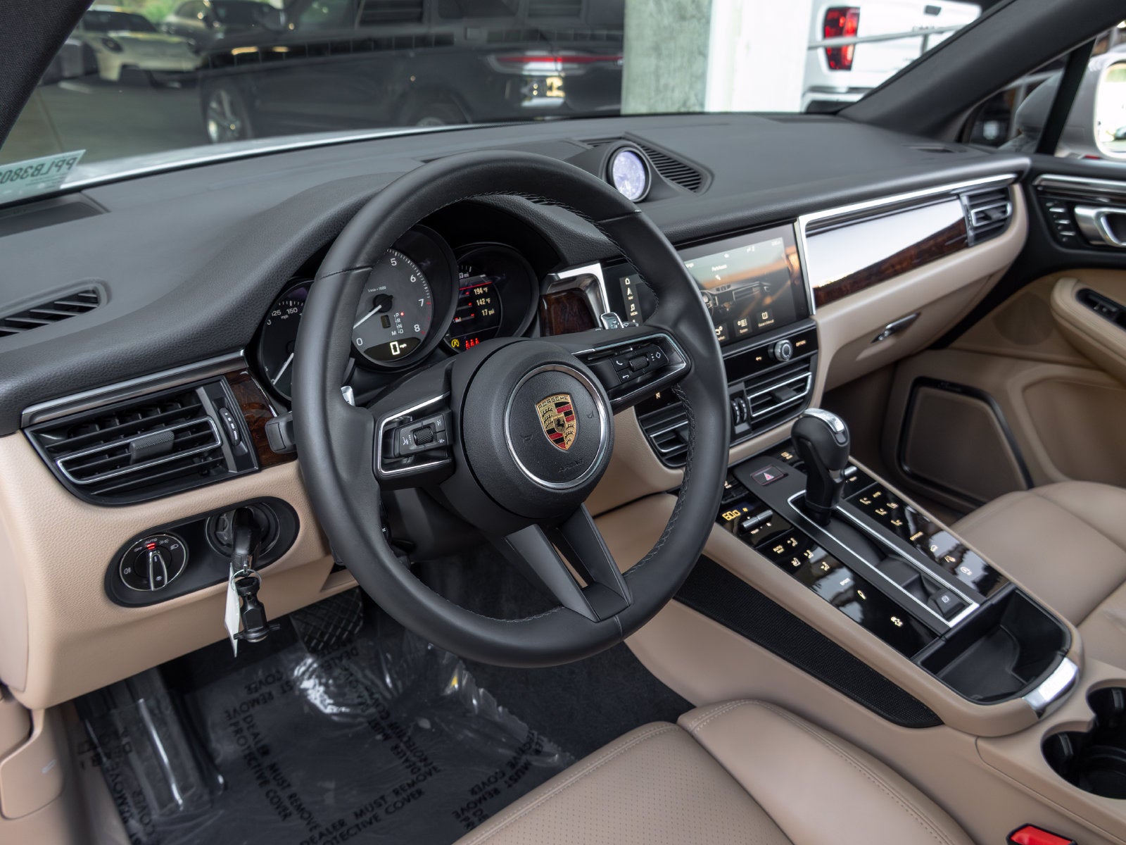 2023 Porsche Macan Macan S