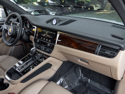 2023 Porsche Macan Macan S