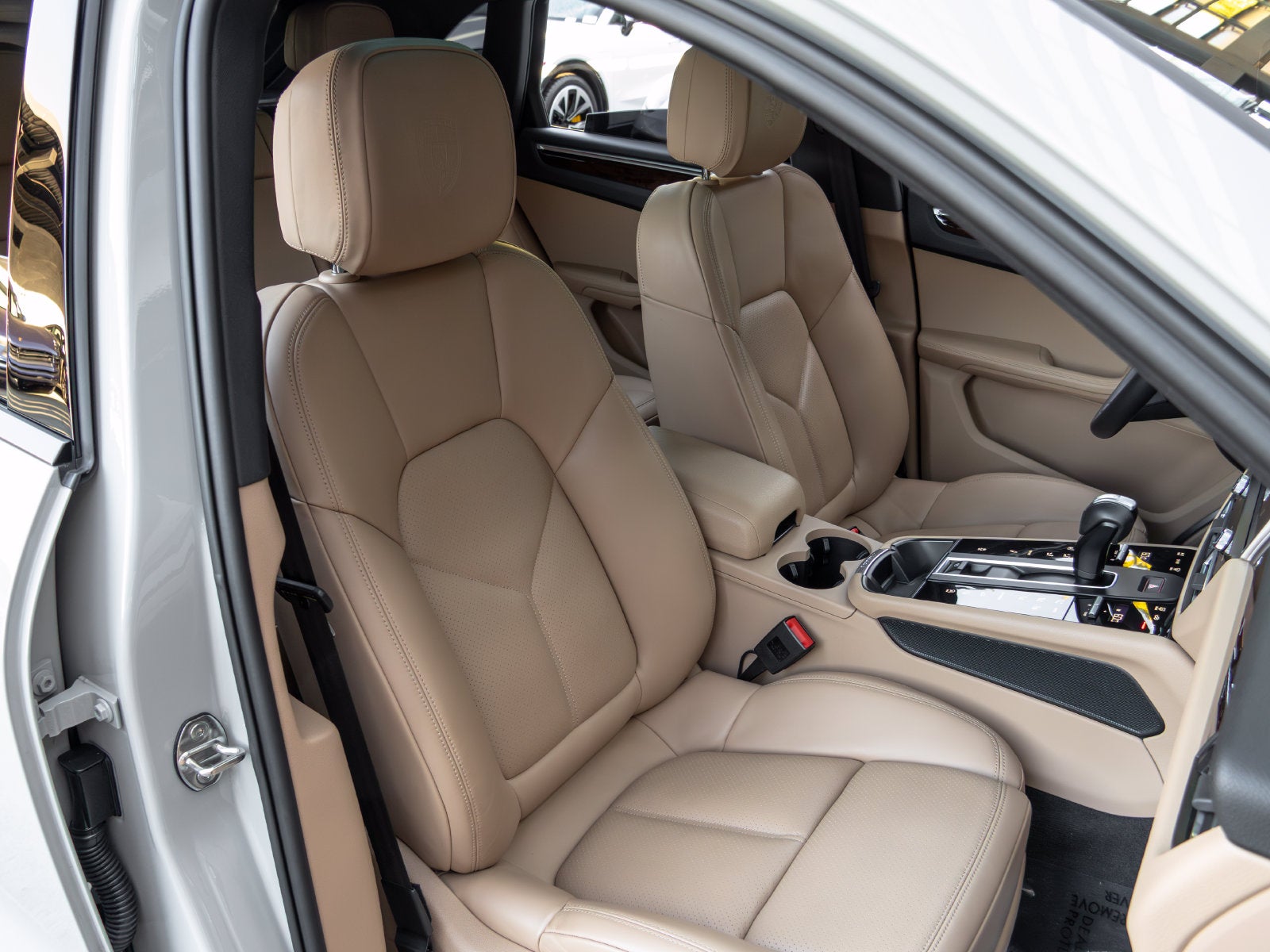 2023 Porsche Macan Macan S