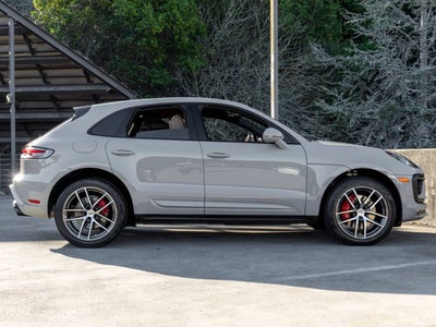 2023 Porsche Macan Macan S
