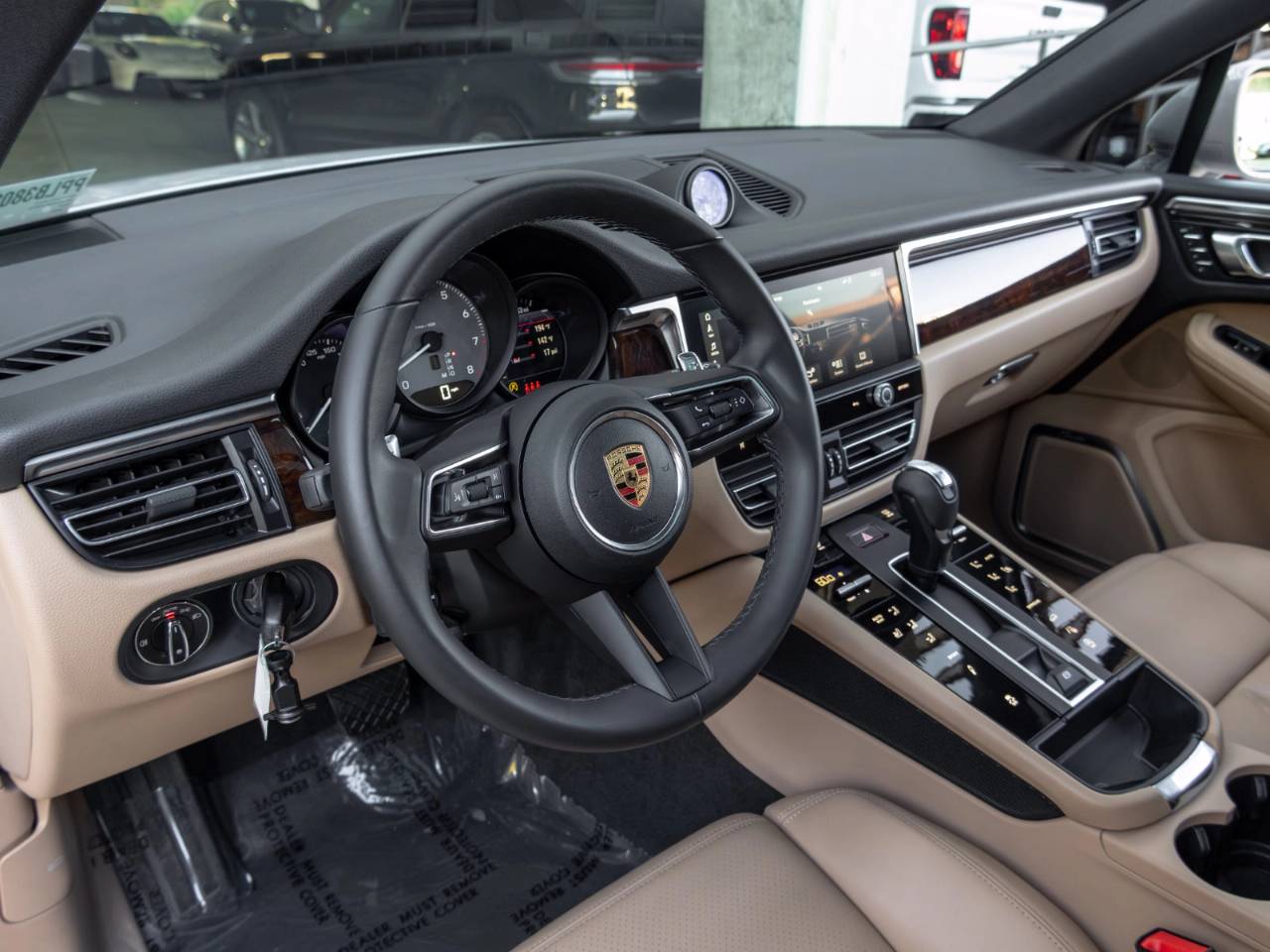 2023 Porsche Macan Macan S