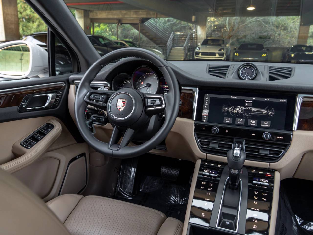 2023 Porsche Macan Macan S