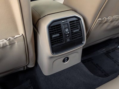 2023 Porsche Macan Macan S