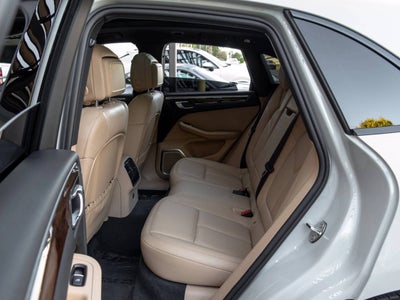 2023 Porsche Macan Macan S