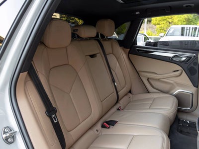 2023 Porsche Macan Macan S