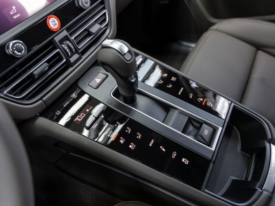 2026 Porsche Macan Macan S