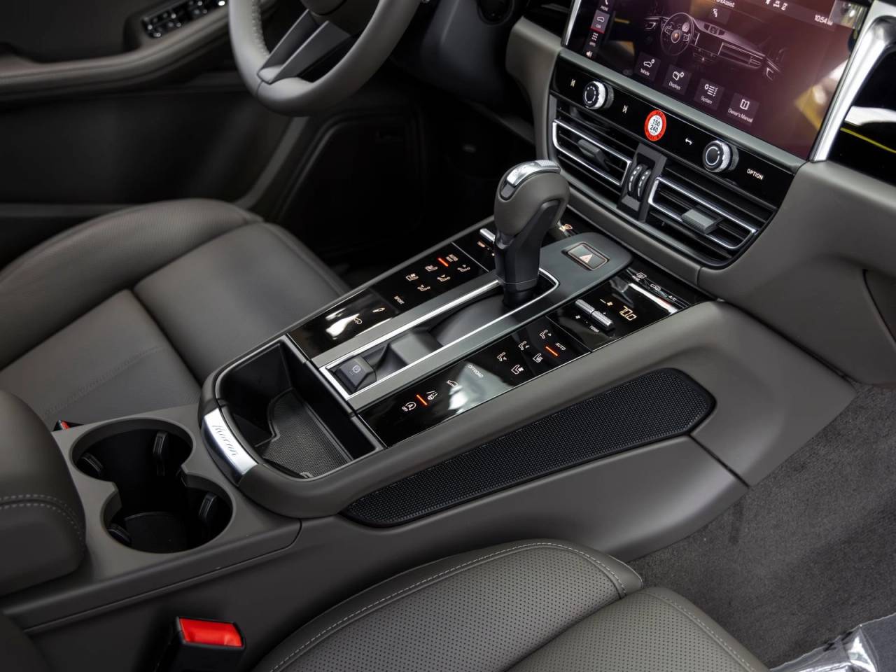 2026 Porsche Macan Macan S