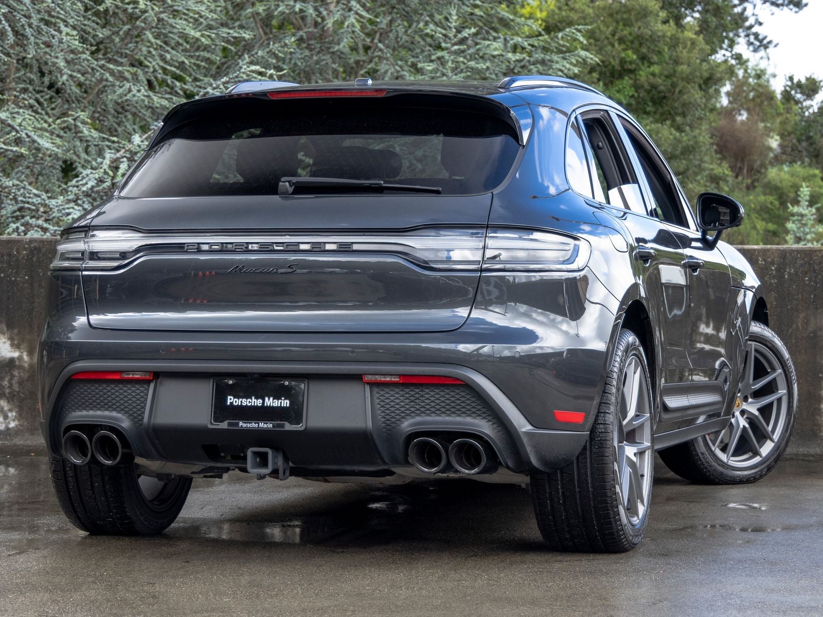 2022 Porsche Macan S