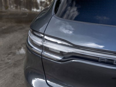 2022 Porsche Macan S