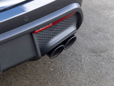 2022 Porsche Macan S