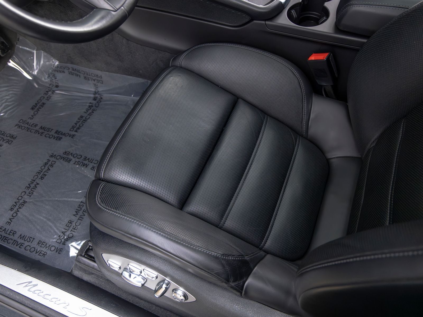 2022 Porsche Macan S