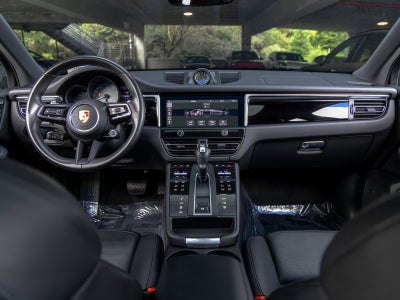 2022 Porsche Macan S