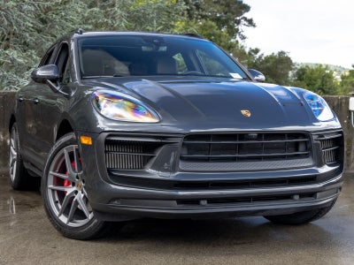 2022 Porsche Macan S