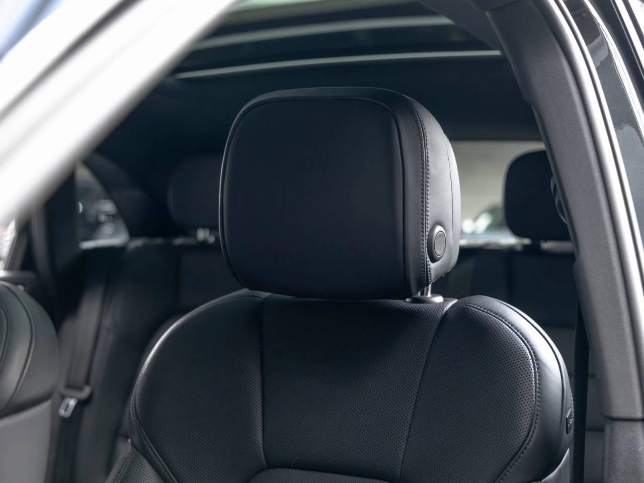 2022 Porsche Macan S